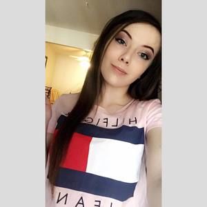 Meet your Posher, Rebecca